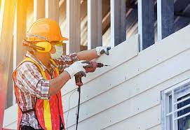 Best Engineered Wood Siding  in Coloma, MI